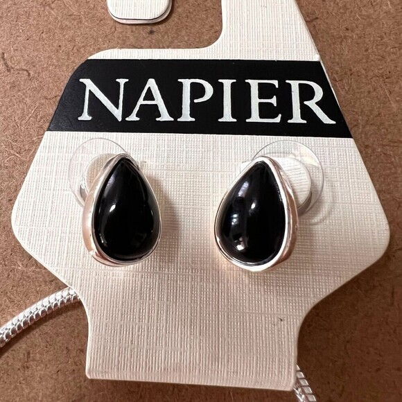 VINTAGE NAPIER Women's Necklace and earrings set‎ 18 in + 3.25 in Ext. - Picture 8 of 9